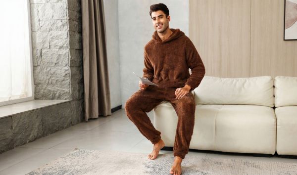 La combinaison pyjama polaire homme, le meilleur choix en hiver
